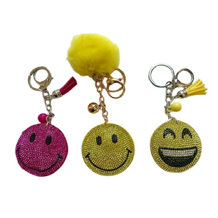 送料込み キラキラが可愛い ニコちゃんキーホルダー キーホルダー キーケース ファー ジルコニア キラキラ イエロー ピンク かわいい おしゃれ 19juuku