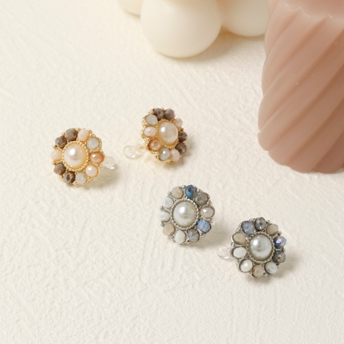 �Υ�ۡ��� �˥奢�󥹥��顼�ӡ���