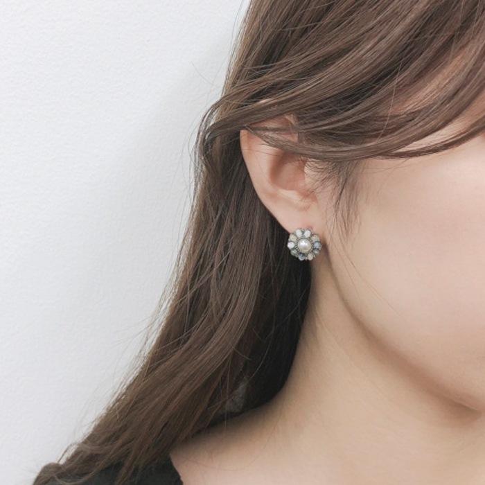 �Υ�ۡ��� �˥奢�󥹥��顼�ӡ���