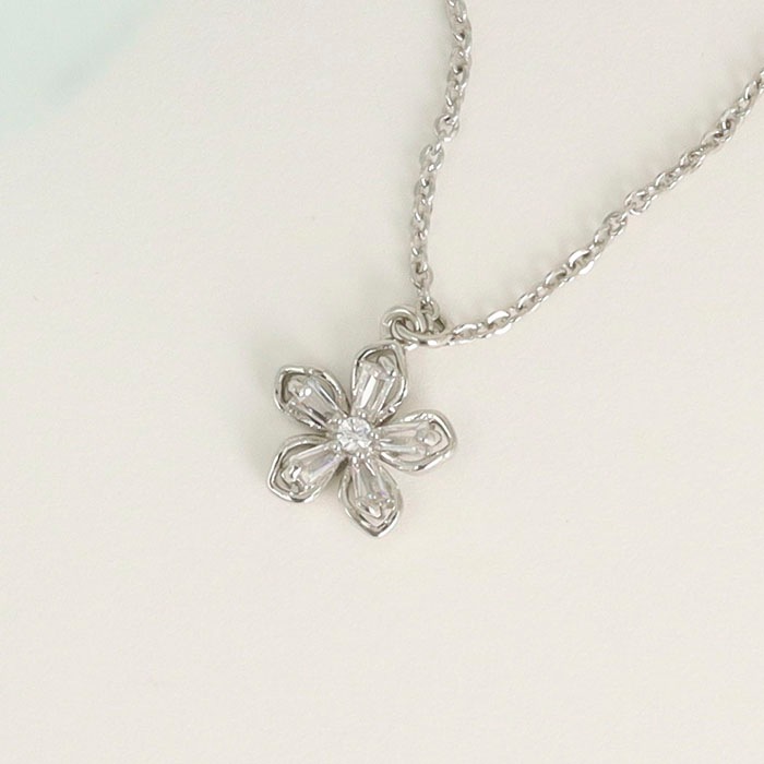 ネックレス　マグネット式 日本製 Y字ラリエットメタルボールマグネットネックレス