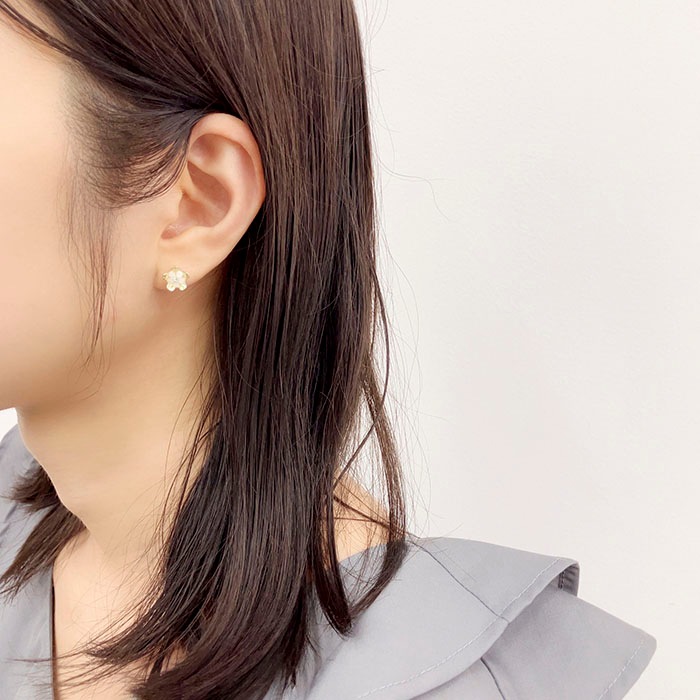 再入荷】樹脂ピアスセット 6個 3ペア フラワー ストーン デコ