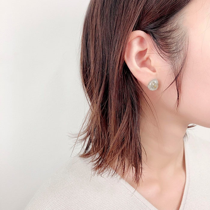 残りわずか】樹脂ピアス レジン 封入 ラメ パール | ピアス,樹脂ピアス