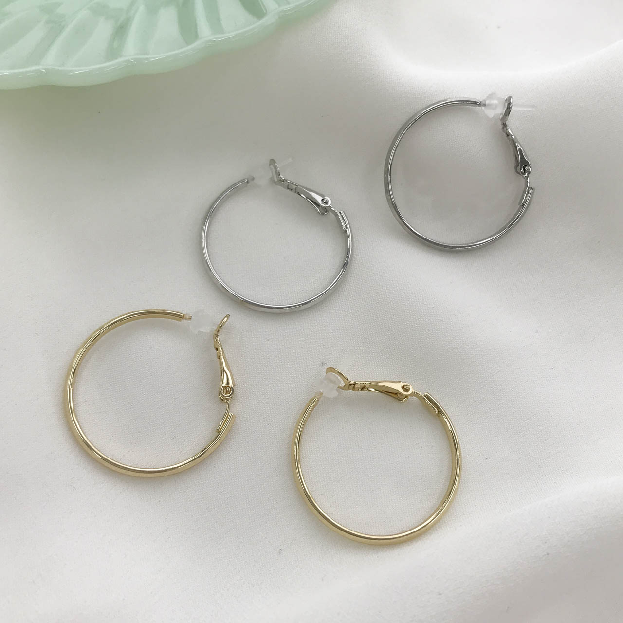 樹脂ピアス フープ ベーシック 30mm ピアス 樹脂ピアス Resinポスト フープ Mignon De Bijoux Online Shop 樹脂ピアス フープ ベーシック 30mm ピアス 樹脂ピアス Resinポスト フープ Mignon De Bijoux Online Shop