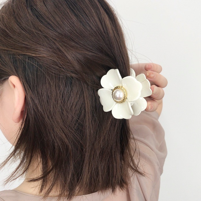 完売964 ヘアクリップ　ハンドメイド　ヘアアクセサリー　フラワー　パール 完売964 ヘアクリップ ハンドメイド ヘアアクセサリー フラワー