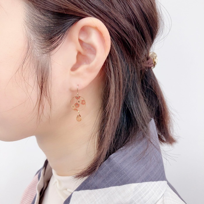 ピアス フック 和風 扇子 花 | ピアス,ピアス,和風 | Mignon de