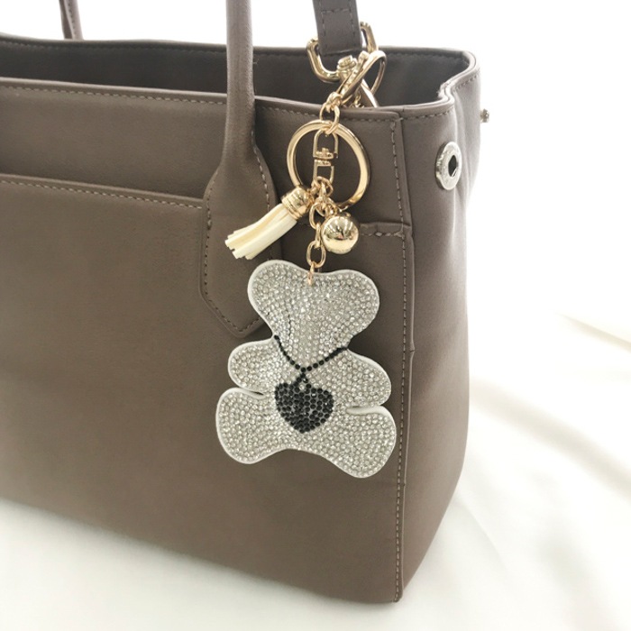 �ӥ��塼�Хå����㡼�� ����