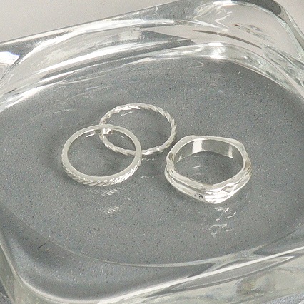 司 リングセット セットリング 11号 ツイスト ニュアンスウェーブ 3本セット | リング