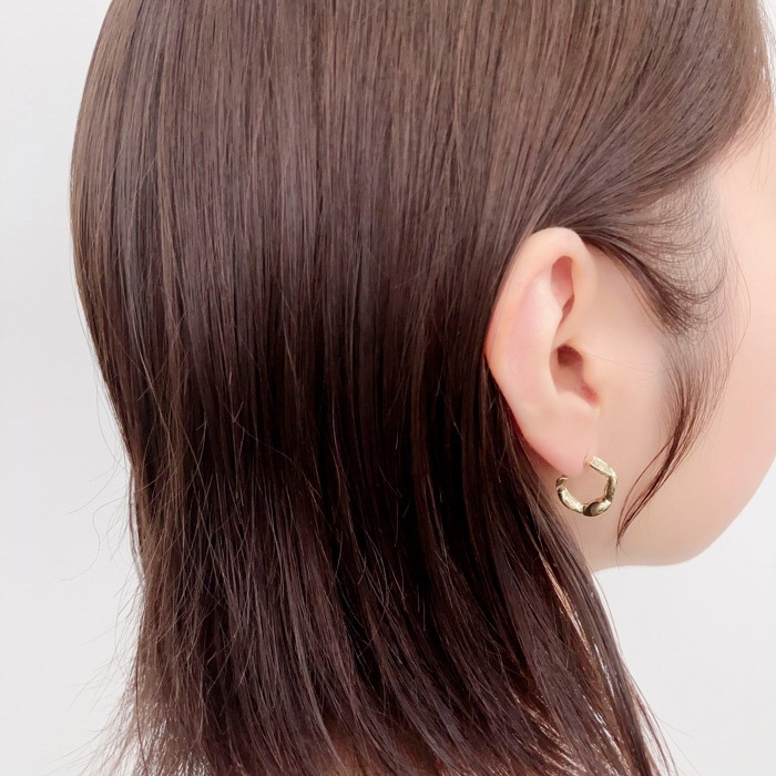 残りわずか】樹脂ピアス フープ 変形 | ピアス,樹脂ピアス