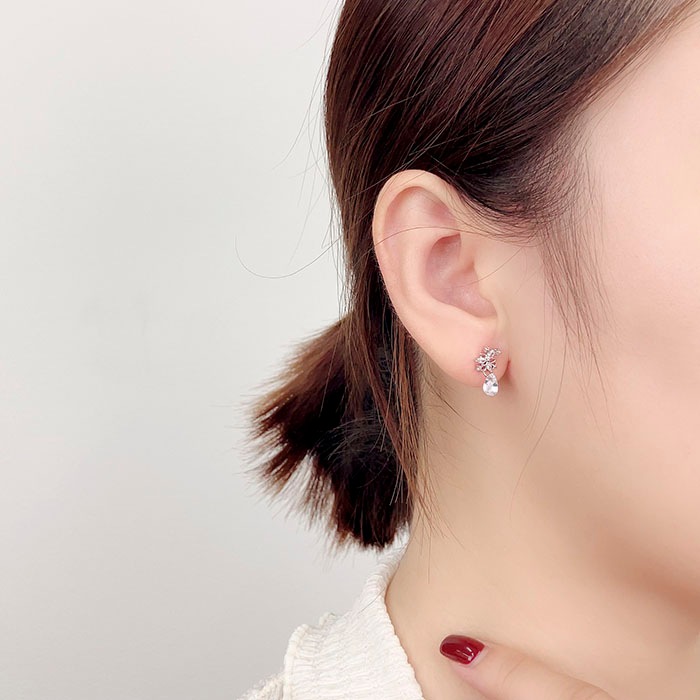 ピアス フラワー リーフ ドロップ キュービック | キュービック