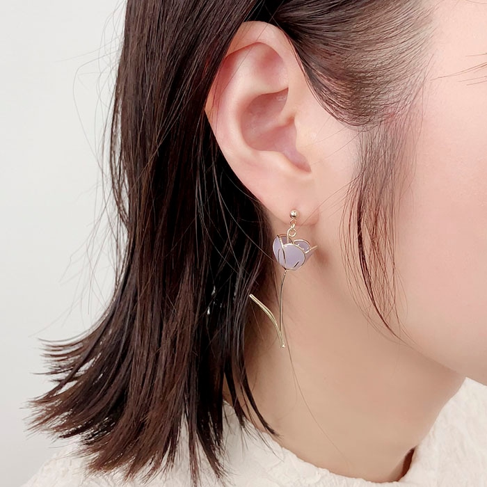 ฅ❤️ ねこ　猫　チューリップ　レジン　花　ピアス　イヤリング　ハンドメイド ฅ❤️ ねこ 猫 チューリップ レジン 花 ピアス イヤリング