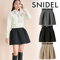 【25SS✨新品未使用タグ付き】SNIDEL ベルト付きミドルスカート　ドット柄 SALE60%OFF】SNIDEL スナイデル ベルテッドストラクチャーミニ