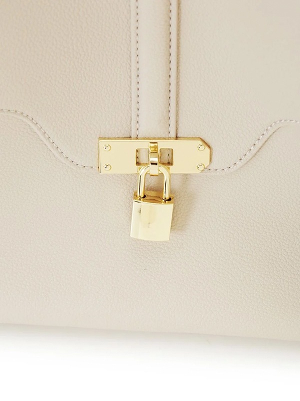 �ڴ��ָ���15%OFF��SNIDEL ���ʥ��ǥ�  �ѥåɥ��å��Хå� SWGB263710  /����󥻥������Բľ��� �������ˤ�15���ޤ�¨��ȯ��(���˰ʳ�)��