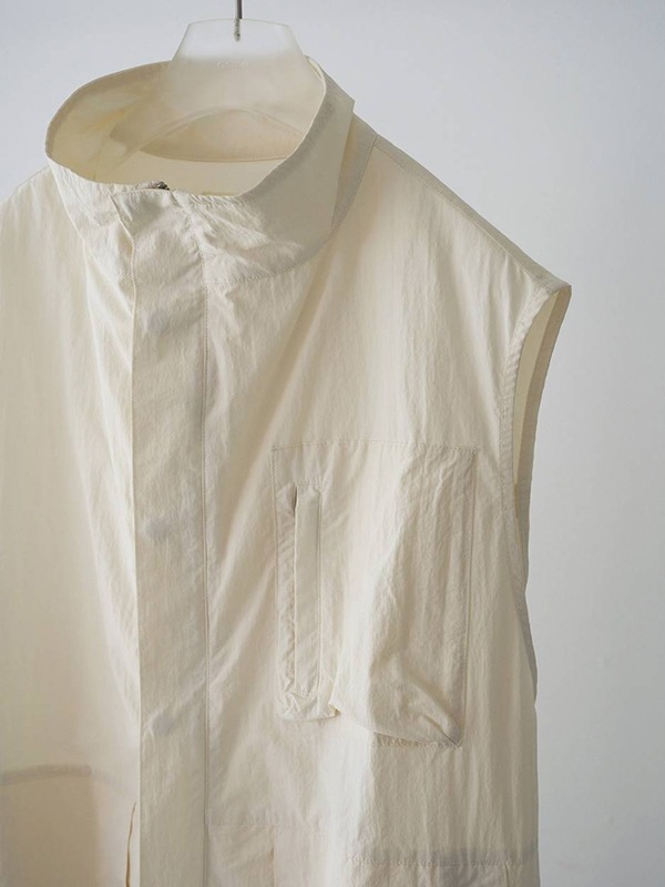 anuke ����̡���  Standcollar Pocket Vest 62610103  /����󥻥������Բľ��� �������ˤ�15���ޤ�¨��ȯ��(���˰ʳ�)��