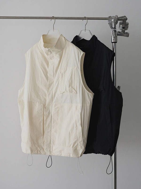 anuke ����̡���  Standcollar Pocket Vest 62610103  /����󥻥������Բľ��� �������ˤ�15���ޤ�¨��ȯ��(���˰ʳ�)��