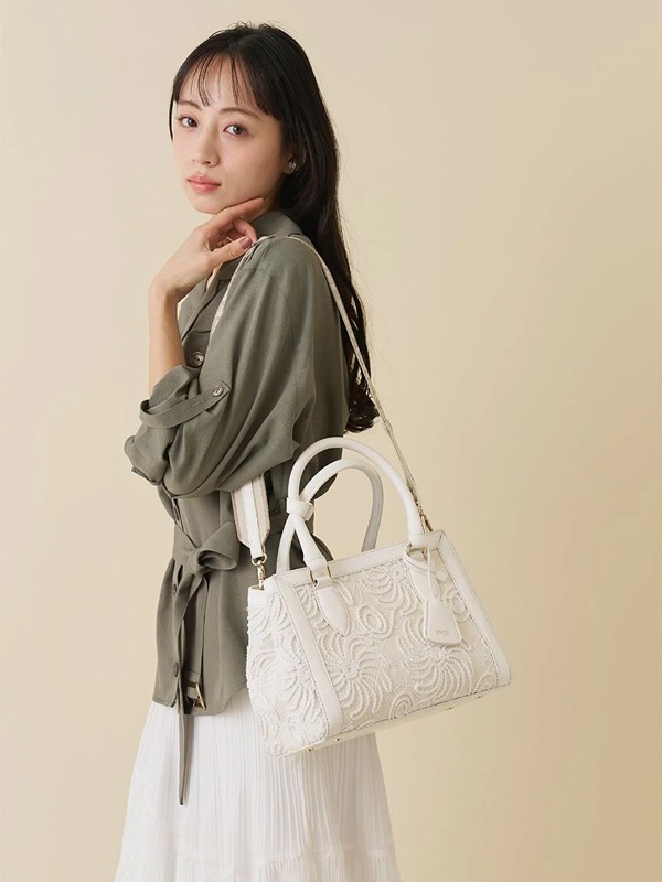 �ڴ��ָ���12%OFF��SNIDEL ���ʥ��ǥ�  �Хꥨ�����Хå� SWGB262623  /����󥻥������Բľ��� �������ˤ�15���ޤ�¨��ȯ��(���˰ʳ�)��