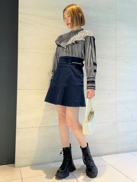 SALE60%OFF】SNIDEL スナイデル サイドオープンフレアスカショー