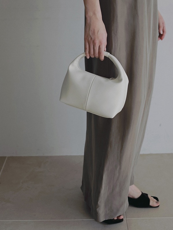 anuke ����̡���  Onehandle Leather Bag 62621004  /����󥻥������Բľ��� �������ˤ�15���ޤ�¨��ȯ��(���˰ʳ�)��