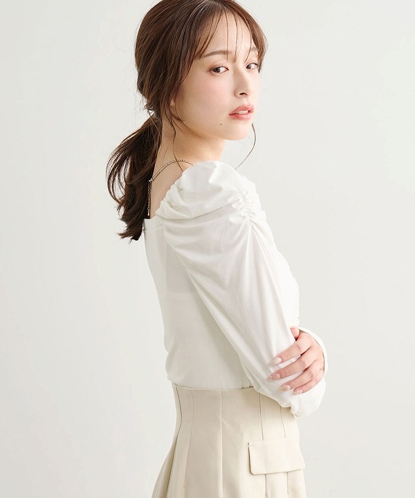 SOLD OUT】【再入荷】COCODEAL ココディール フリルドレープトップス