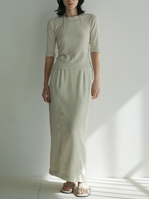 anuke ����̡���  Satin Pencil Skirt 62510808 /����󥻥������Բľ��ʡ������ˤ�15���ޤ�¨��ȯ��(���˰ʳ�)��