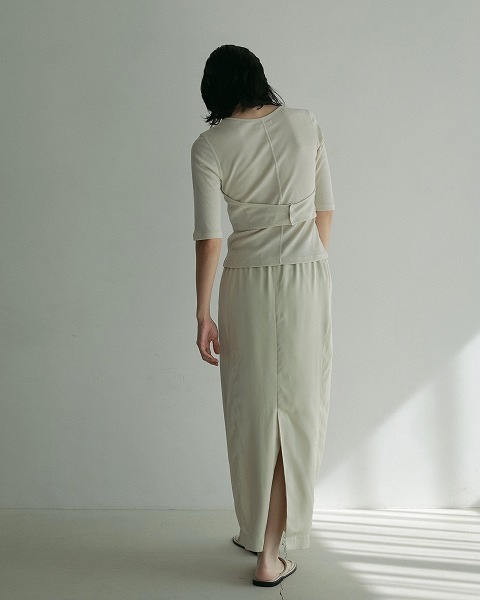 anuke ����̡���  Satin Pencil Skirt 62510808 /����󥻥������Բľ��ʡ������ˤ�15���ޤ�¨��ȯ��(���˰ʳ�)��