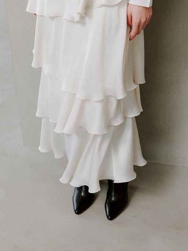 サテンナローティアードスカートSWFS254265 Amazon.co.jp: サテンナローティアードスカート SWFS254265BRW0