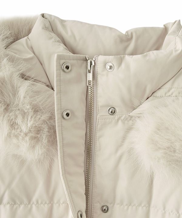 LILLIAN CARAT フェイクファードレスダウン LILLIAN CARAT フェイクファードレスダウン - メルカリ