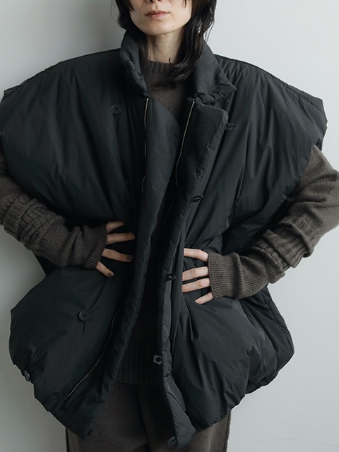 【anuke アンヌーク】Volume Over Vest 38 anuke アンヌーク Volume Over Vest 62520104 /キャンセル返品不可商品