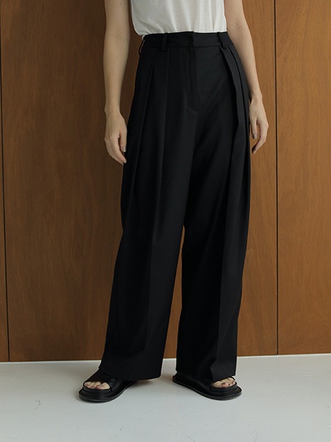 anukeアンヌーク 3tuck Wide Pants anuke SALE ANUKE (アンヌーク） 3tuck Wide Pants 即日発送