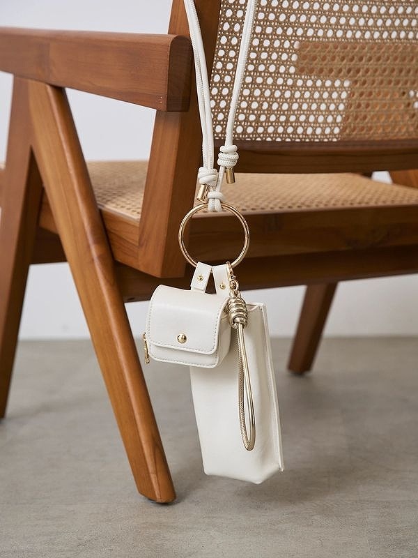 �ڴ��ָ���10%OFF��ELENDEEK �����ǥ�����  MULTI SHOULDER BAG �ޥ�����������Хå� 512641010401  /����󥻥������Բľ��� �������ˤ�15���ޤ�¨��ȯ��(���˰ʳ�)��