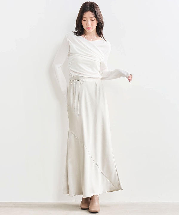 SOLD OUT】COCODEAL ココディール オフショルタックカットソートップス