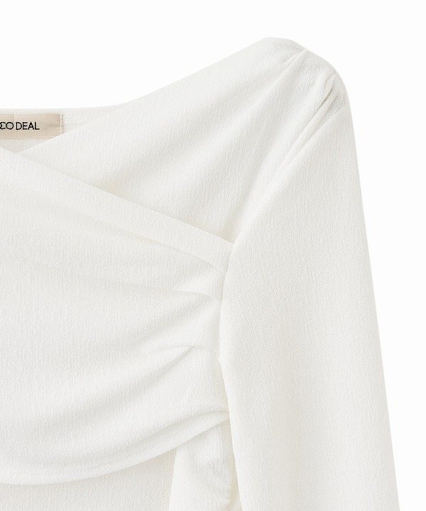 SOLD OUT】COCODEAL ココディール オフショルタックカットソートップス