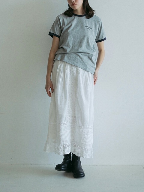 anuke アンヌークCutoff Straight Skirt ブラック　新作 ànuke online store（アンヌーク） / Cutoff Pencil SkirtCutoff