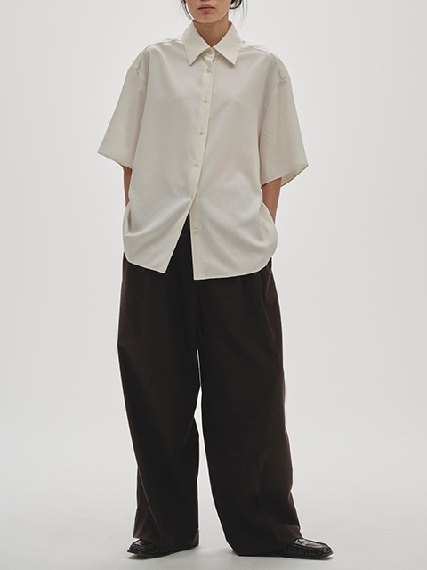 TODAYFUL トゥデイフル Lightweight Tuck Trousers 12520704