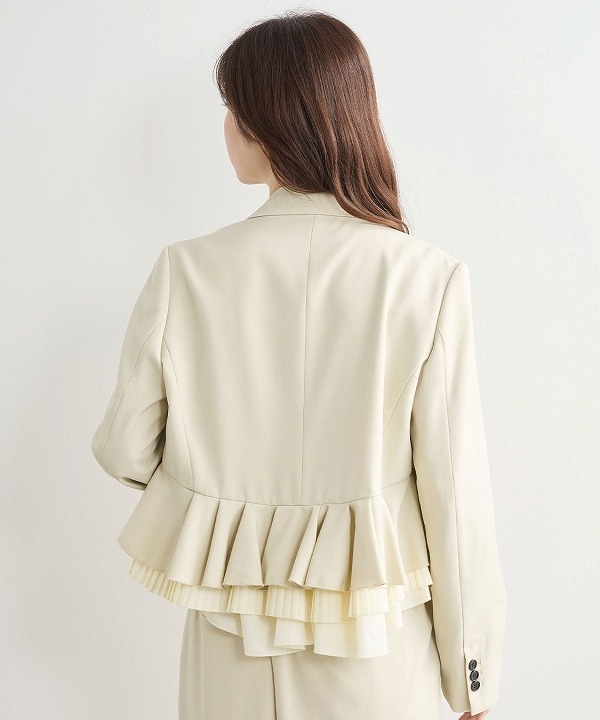 新品 TO BE CHIC 2024 ジップフリルジャケット SOLD OUT】COCODEAL ココディール ペプラムフリルショートジャケット