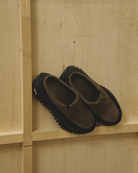 トゥデイフル　Vibramsole Leather Sabot TODAYFUL (トゥデイフル）Vibramsole Leather Sabot☆ 25秋冬予約