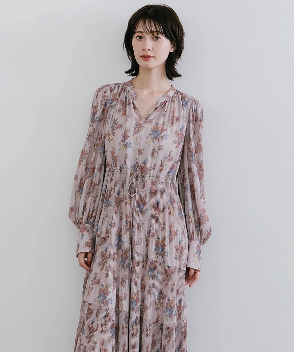 岡崎紗絵さんコラボ】COCODEAL ココディール フラワープリントプリーツ