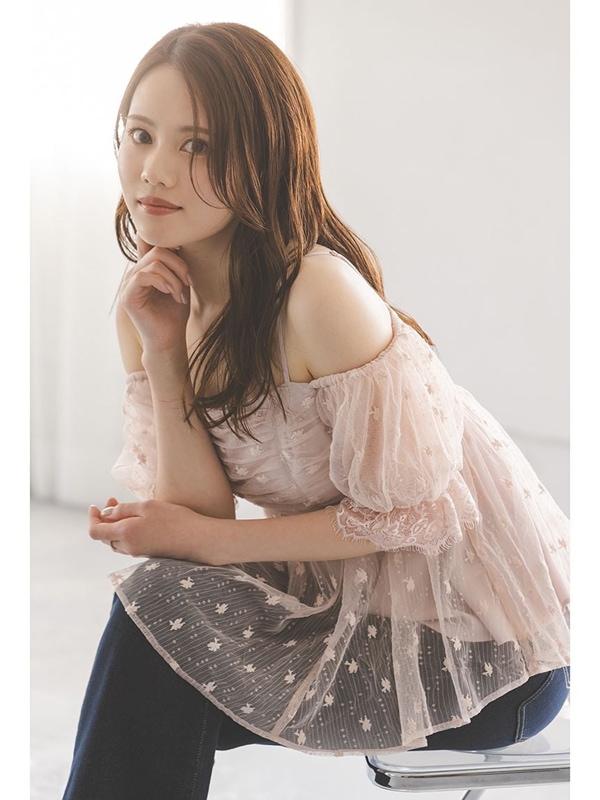 snidel スナイデル バリエオフショルレースチュニック SWFB254202 バリエオフショルレースチュニック(シャツ・ブラウス)｜トップス