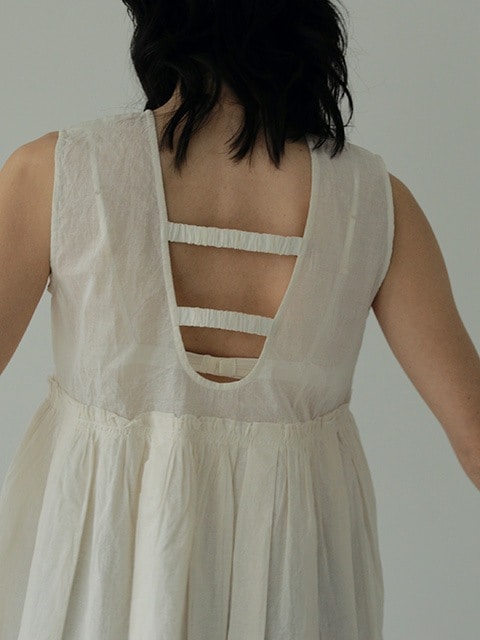 SOLD OUT】【PRE SALE20%OFF】anuke アンヌーク Sheer Peplum