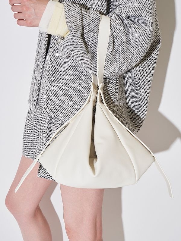 �ڴ��ָ���10%OFF��ELENDEEK �����ǥ�����  FORM 2WAY BAG �ե����2WAY�Хå� 512611920101 ����󥻥������Բľ��� �������ˤ�15���ޤ�¨��ȯ��(���˰ʳ�)��