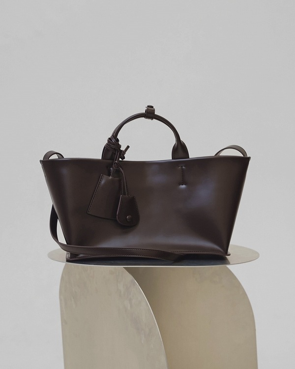 ��ͽ���ʡ�TODAYFUL �ȥ��ǥ��ե�  Useful Leather Bag (M) 12621040 12������1��������ͽ�� /����󥻥������Բľ���