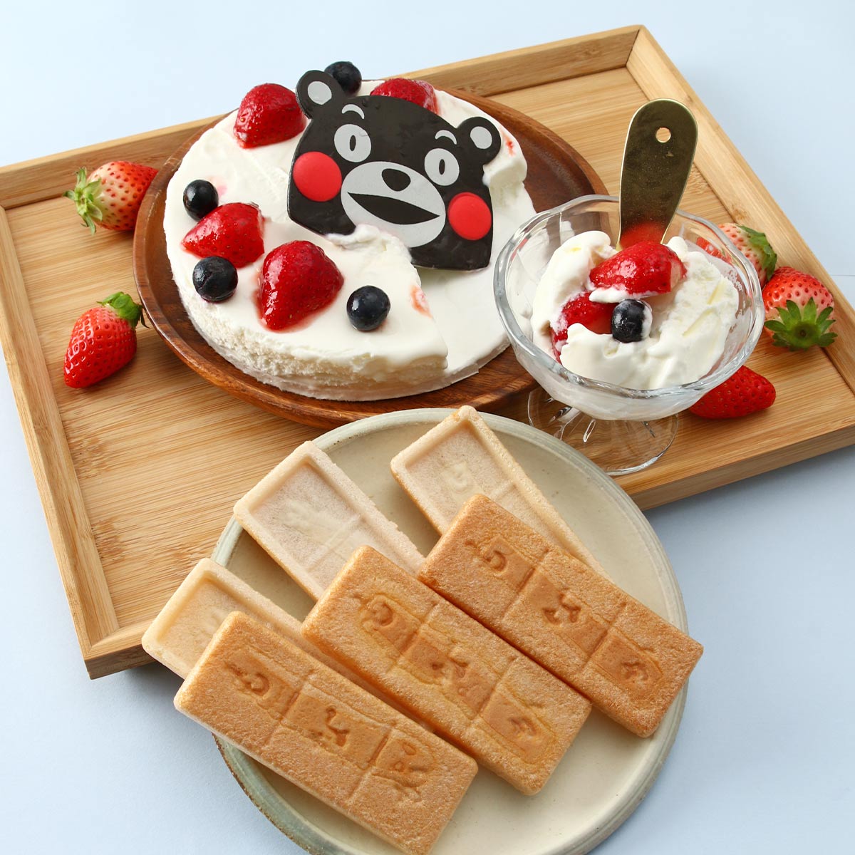 阿蘇天然アイス] 阿蘇天然アイス くまモンホームパーティーアイス