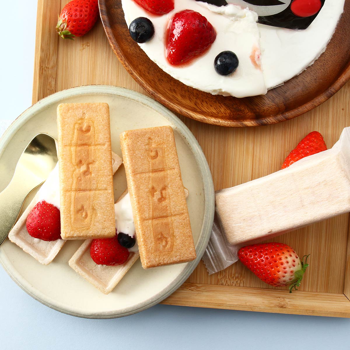 阿蘇天然アイス] 阿蘇天然アイス くまモンホームパーティーアイス