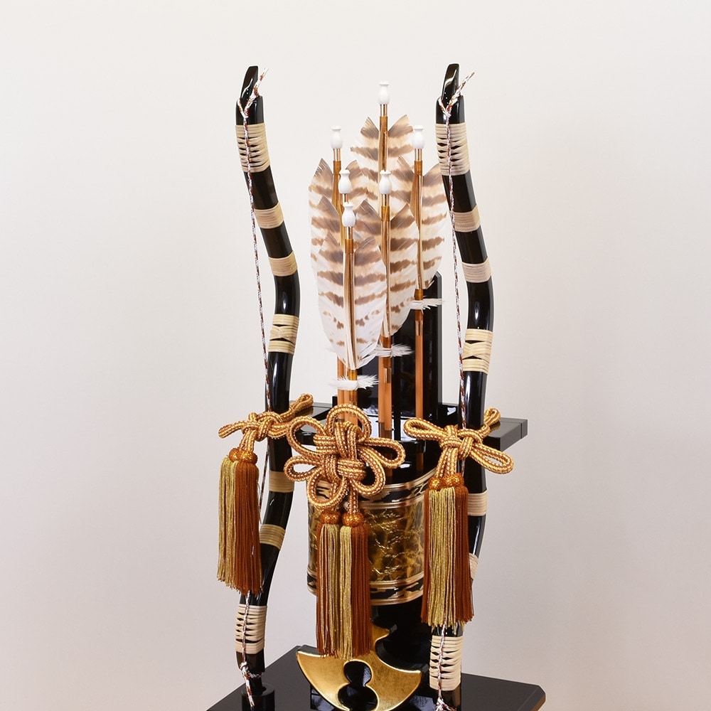 破魔弓 お祝い 破魔矢 初正月飾 18号 鉄刀木 勇輝 ケース飾り 1214-18