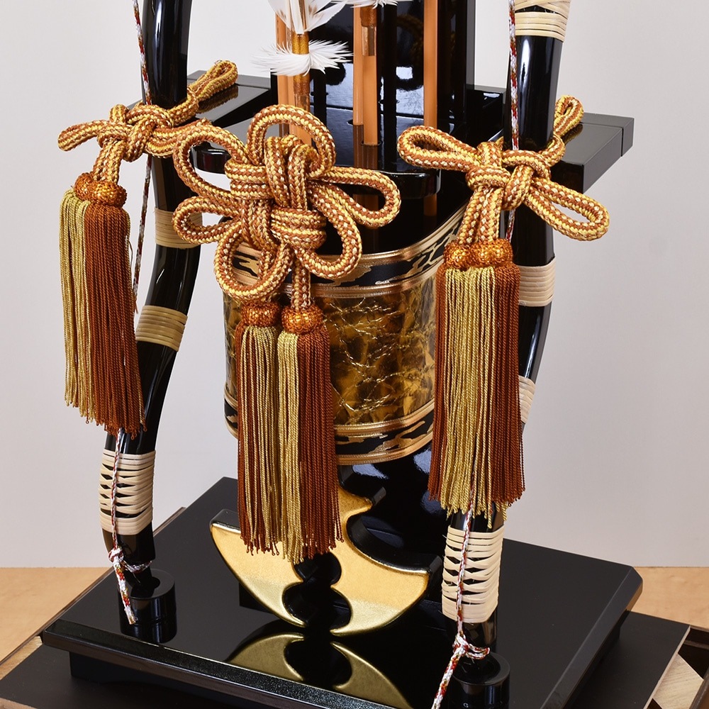 破魔弓 お祝い 破魔矢 初正月飾 18号 鉄刀木 勇輝 ケース飾り