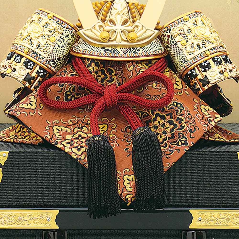 五月人形 5月人形 兜飾り 8号 帝王兜 二曲屏風 金 赤 おしゃれ