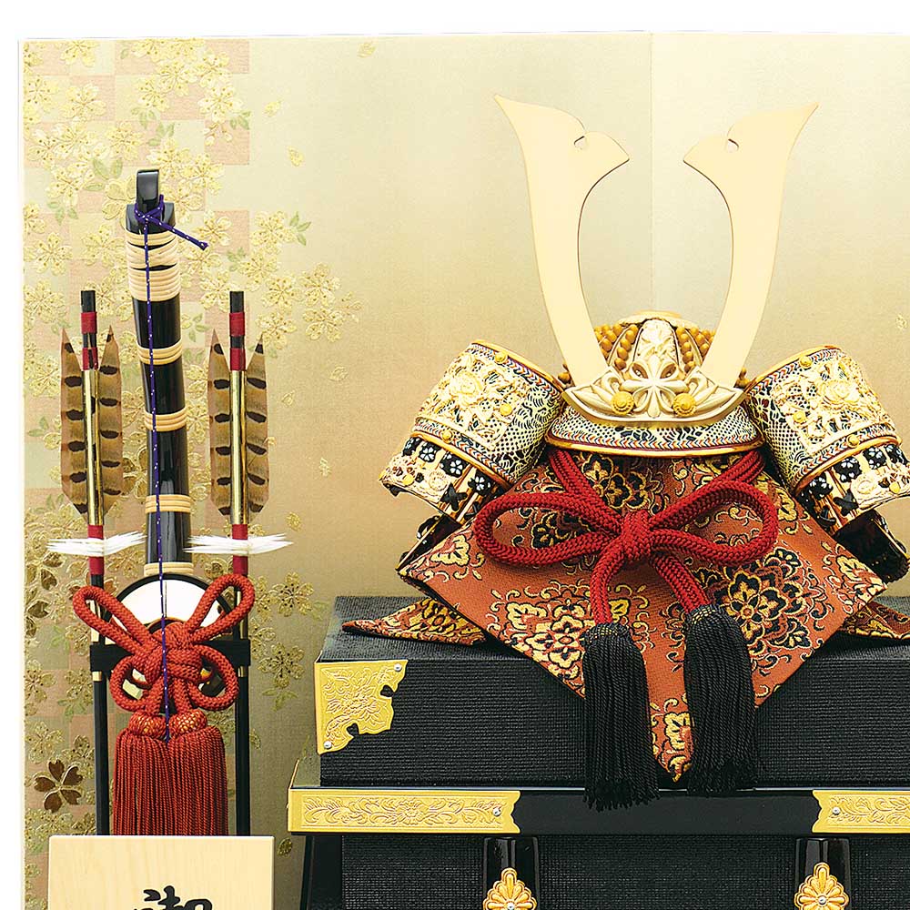 五月人形 5月人形 兜飾り 8号 帝王兜 二曲屏風 金 赤 おしゃれ