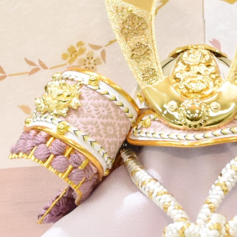 新作☆コンパクトタイプ五月人形　兜飾り8号平飾り節句人形子どもの日男の子出産祝い 五月人形 コンパクト 久月作 兜飾り おしゃれ 平飾り ピンク 桜 送料