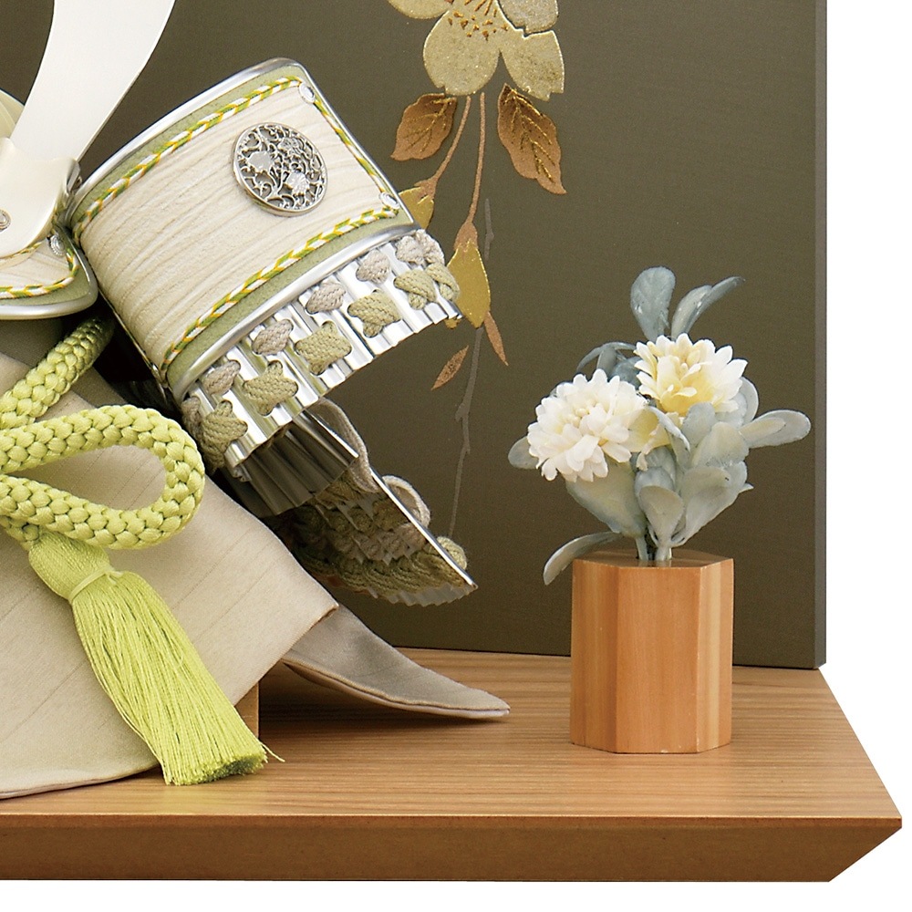 五月人形 お祝い 初節句 コンパクト 兜飾り 平飾り 5号 白銀大鍬兜