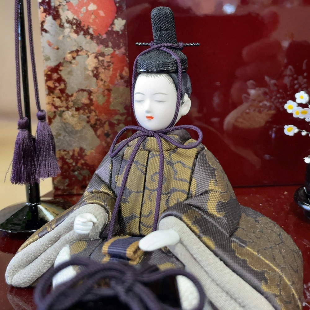 7段飾り 雛人形 （木目込み）