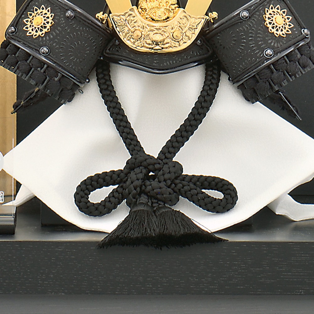 五月人形 お祝い 初節句 コンパクト 兜飾り 収納飾り 7号 黒金印伝中鍬